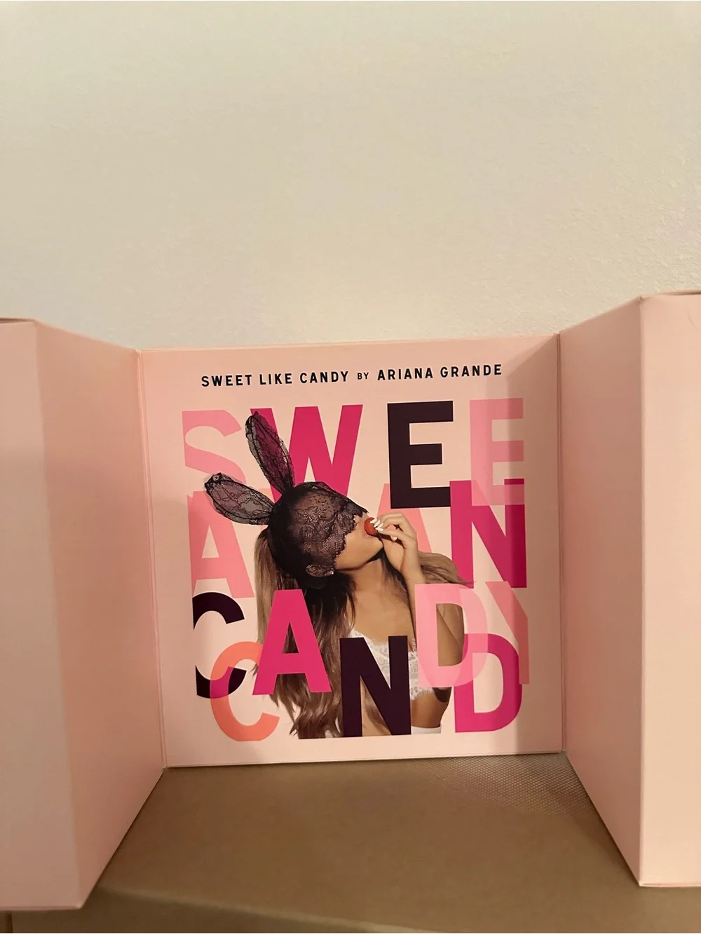 Ariana Grande Display Case in Pink and White